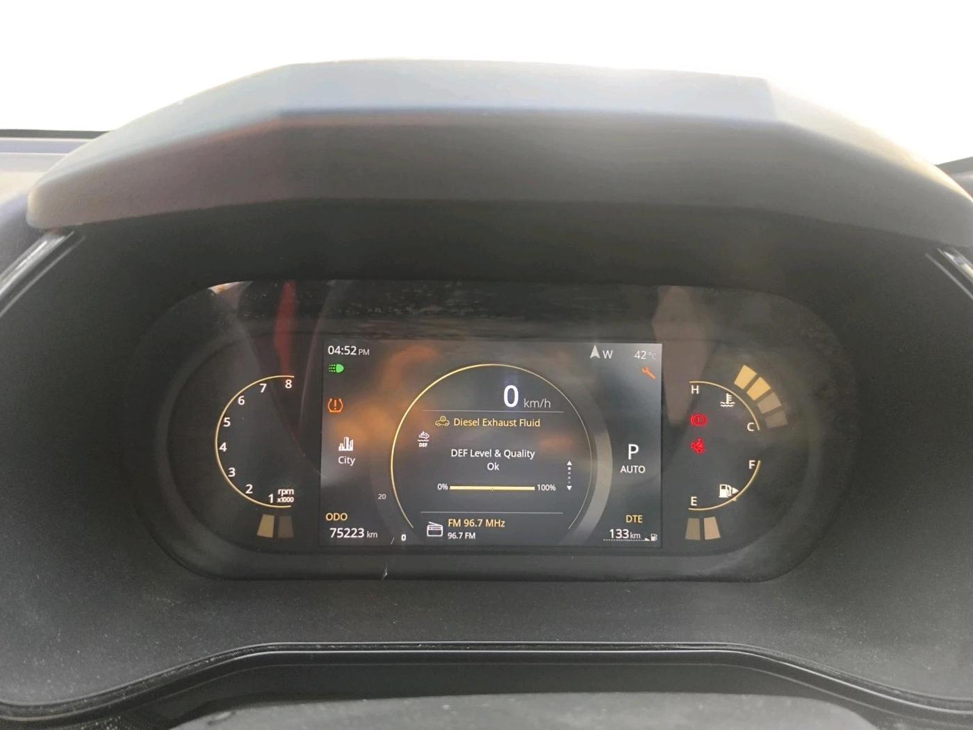 2023 Tata Safari XZA PLUS 2.0L RED DARK EDITION 6 STR, Diesel, Automatic, 75,223 km, interior