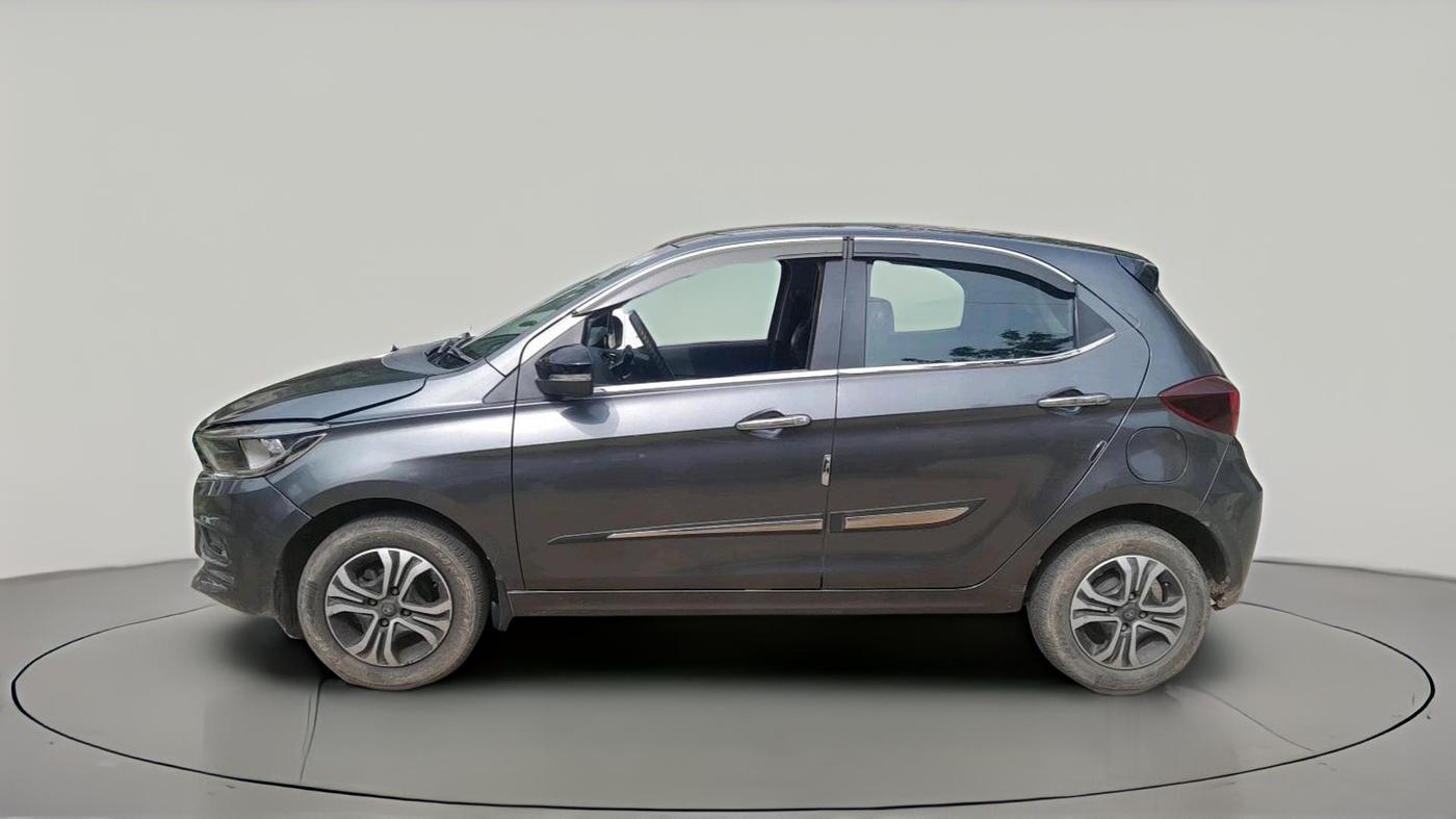 2024 Tata Tiago XT Rhythm CNG, CNG, Manual, 42,179 km, exterior