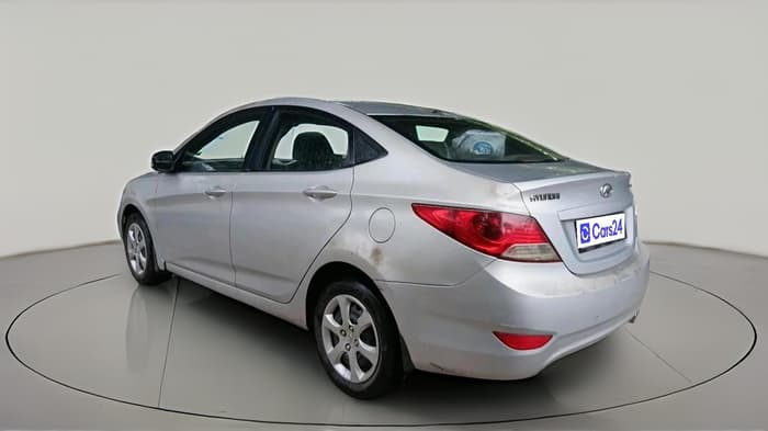 2011 Hyundai Verna FLUIDIC 1.4 VTVT, Petrol, Manual, 90,494 km, exterior