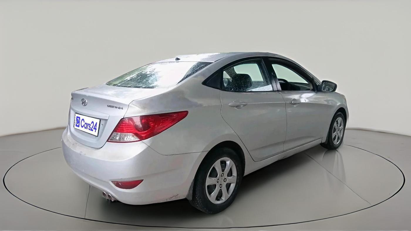 2011 Hyundai Verna FLUIDIC 1.4 VTVT, Petrol, Manual, 90,494 km, exterior