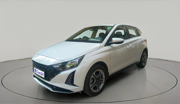 2025 Hyundai NEW I20 Sportz (O) 1.2 IVT, Petrol, Automatic, 4,550 km, exterior
