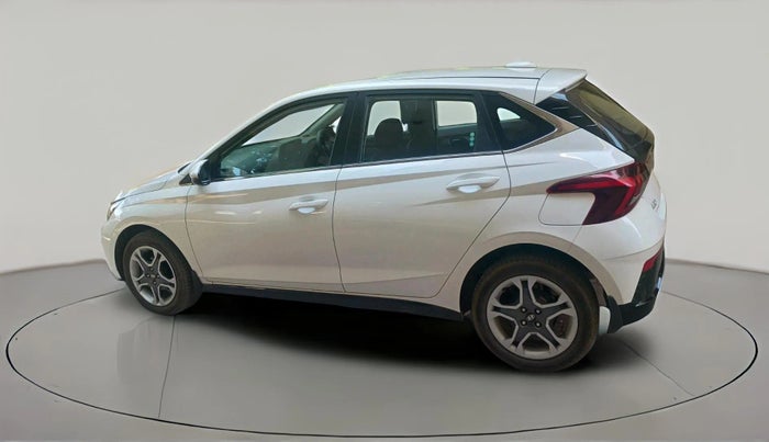 2025 Hyundai NEW I20 Sportz (O) 1.2 IVT, Petrol, Automatic, 4,550 km, exterior