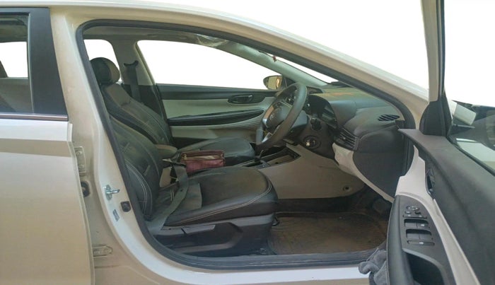 2025 Hyundai NEW I20 Sportz (O) 1.2 IVT, Petrol, Automatic, 4,550 km, interior