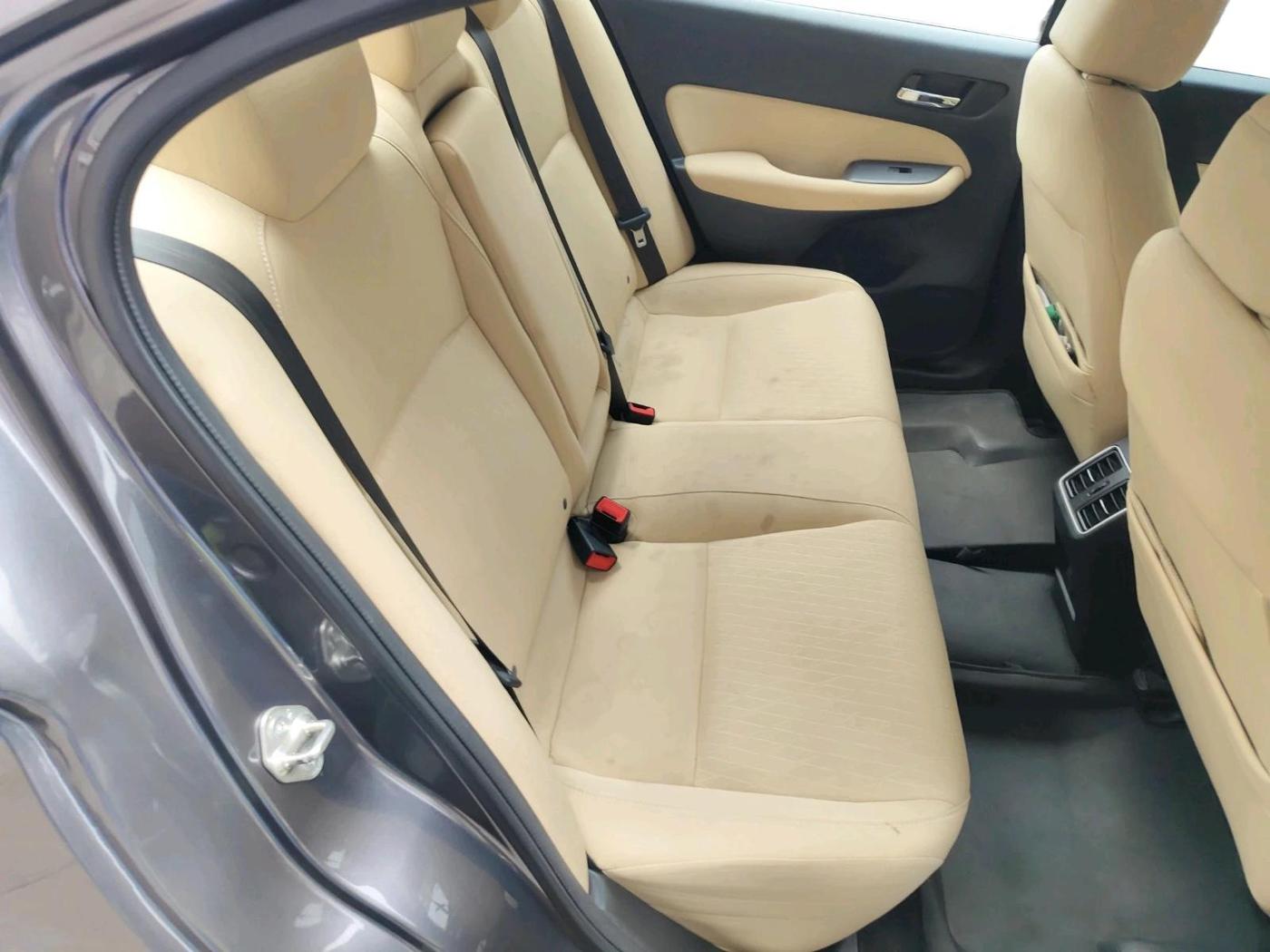 2022 Honda City 1.5L I-VTEC VX CVT, Petrol, Automatic, 26,866 km, interior