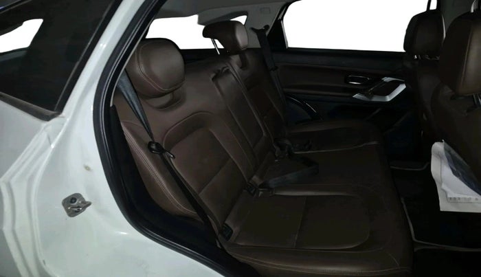 2019 Tata Harrier XZ 2.0L, Diesel, Manual, 92,607 km, interior