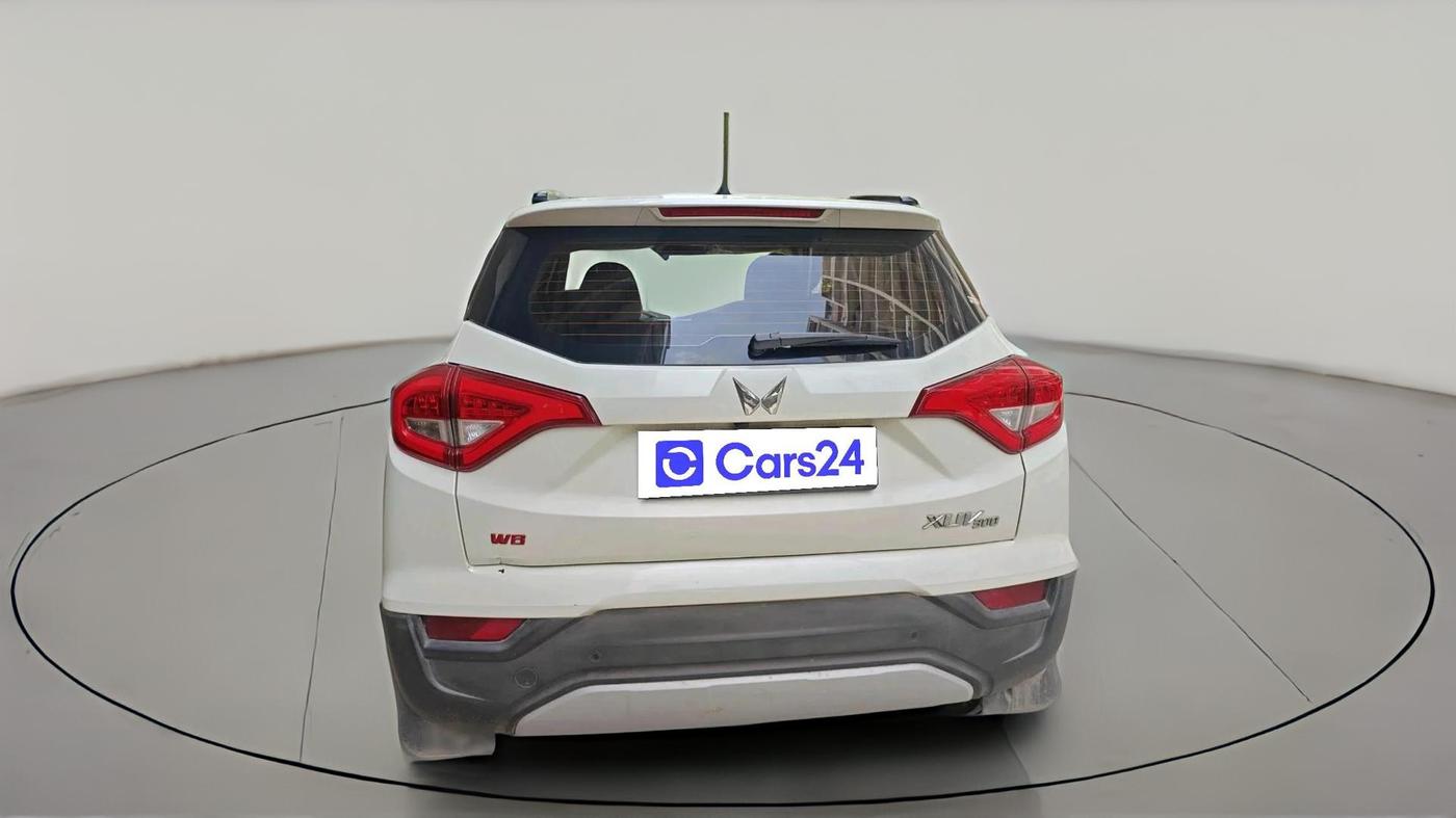 2022 Mahindra XUV300 W8 (O) 1.2 PETROL, Petrol, Manual, 32,430 km, exterior