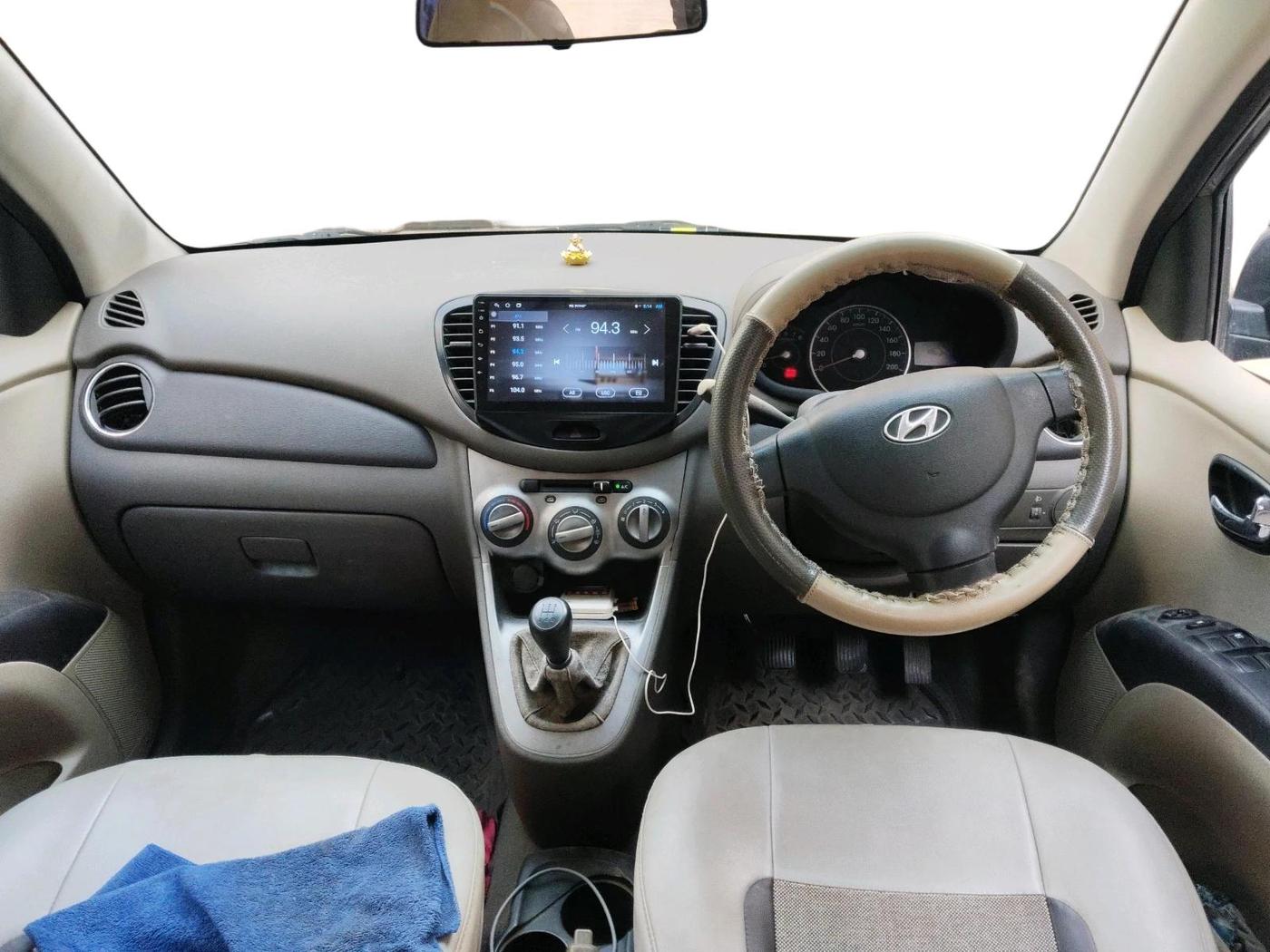2012 Hyundai i10 MAGNA 1.2, Petrol, Manual, 44,121 km, interior