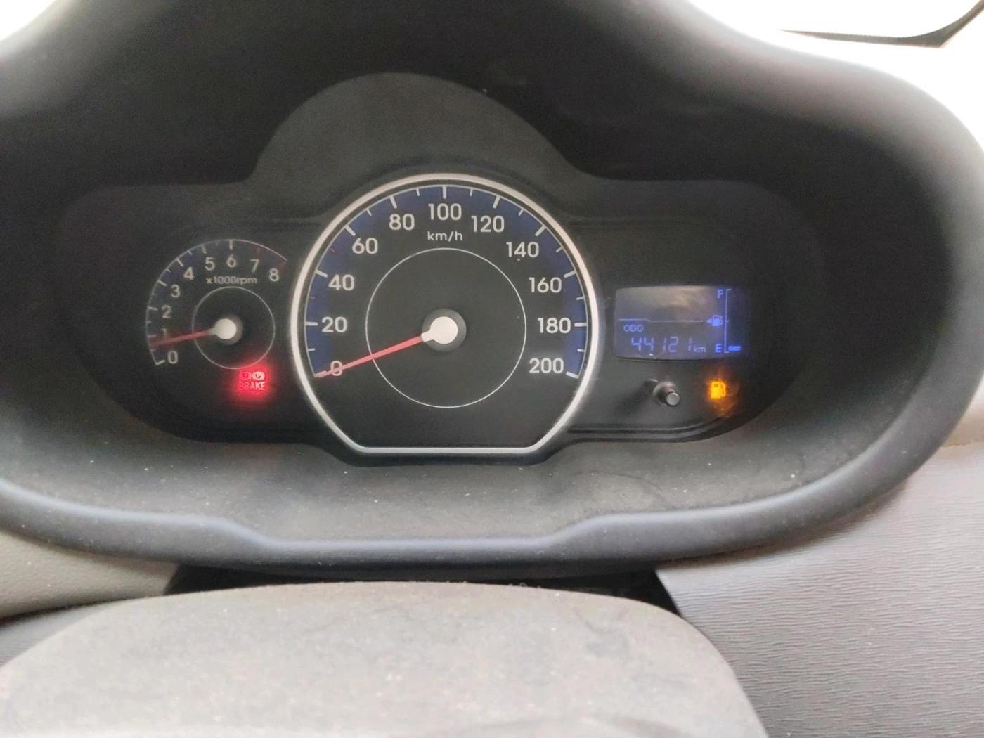 2012 Hyundai i10 MAGNA 1.2, Petrol, Manual, 44,121 km, interior