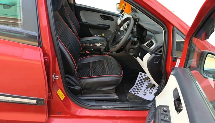 2022 Tata ALTROZ XT PETROL, Petrol, Manual, 22,758 km, interior