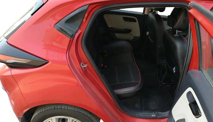 2022 Tata ALTROZ XT PETROL, Petrol, Manual, 22,758 km, interior