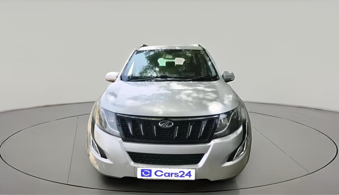 2017 Mahindra XUV500 W6, Diesel, Manual, 35,980 km, exterior
