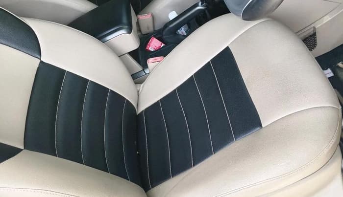 2017 Mahindra XUV500 W6, Diesel, Manual, 35,980 km, interior