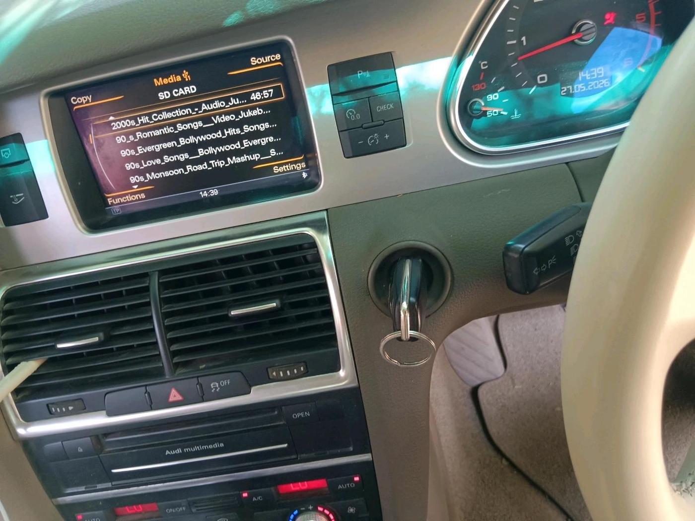 2013 Audi Q7 3.0 TDI QUATTRO, Diesel, Automatic, 84,524 km, interior