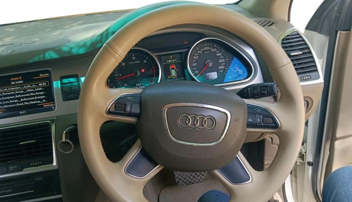 2013 Audi Q7 3.0 TDI QUATTRO, Diesel, Automatic, 84,524 km, interior
