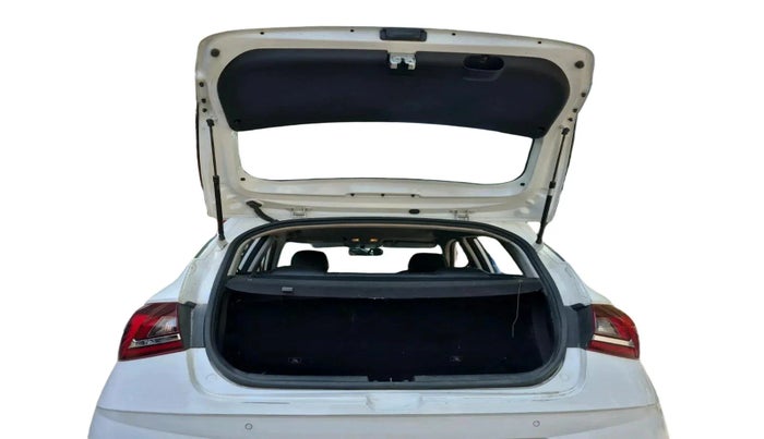 2021 Hyundai NEW I20 SPORTZ 1.2 AT, Petrol, Automatic, 1,21,600 km, exterior