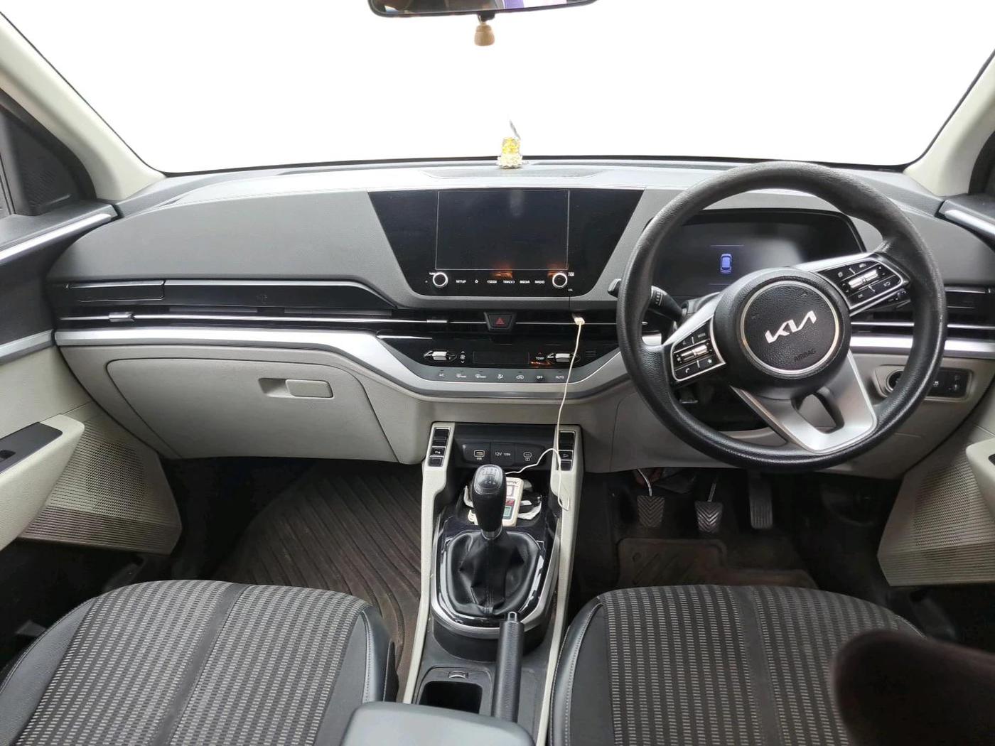2022 KIA CARENS PRESTIGE PLUS 1.5 DIESEL 7 STR, Diesel, Manual, 95,804 km, interior