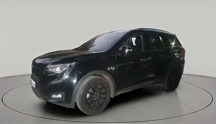 2025 Mahindra XUV700 AX 7 LUXURY D AT 7 STR, Diesel, Automatic, 9,656 km, exterior