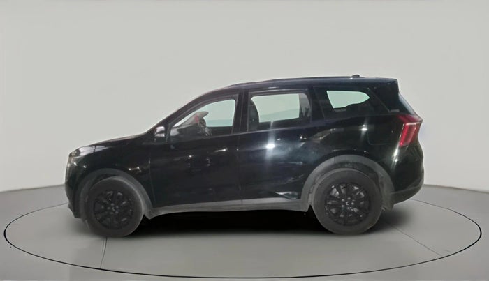 2025 Mahindra XUV700 AX 7 LUXURY D AT 7 STR, Diesel, Automatic, 9,656 km, exterior