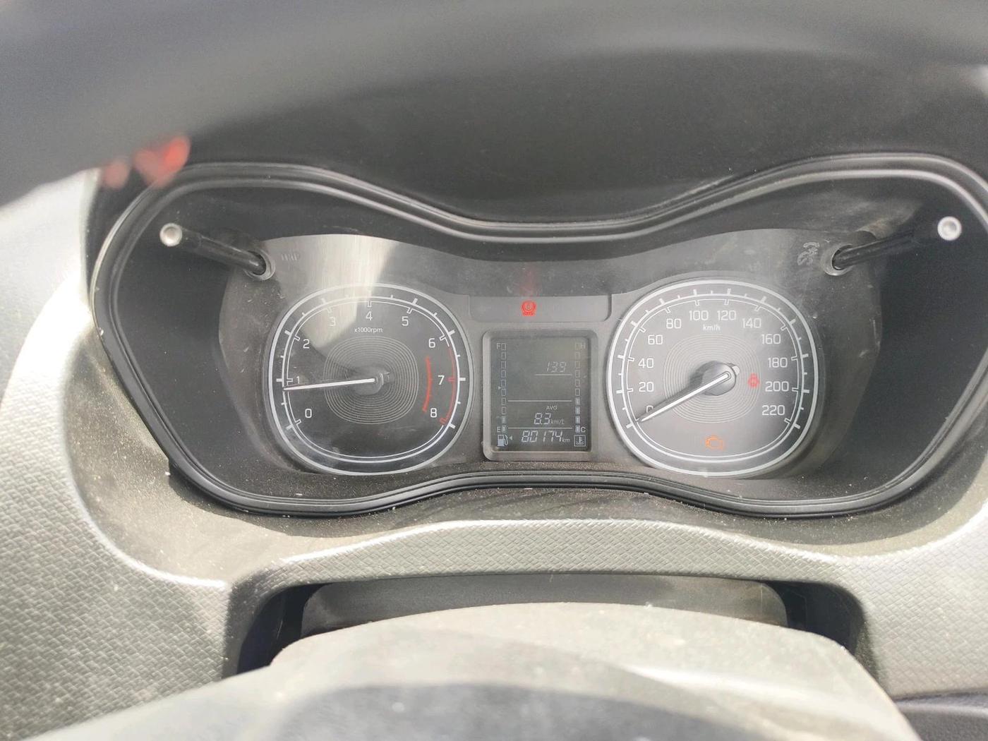 2021 Maruti Vitara Brezza LXI, CNG, Manual, 80,174 km, interior