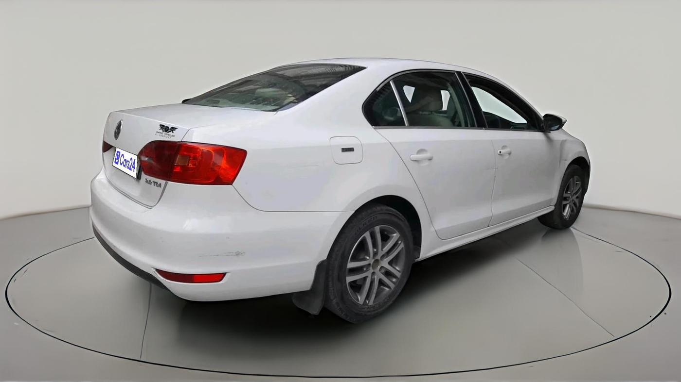 2012 Volkswagen Jetta HIGHLINE TDI AT, Diesel, Automatic, 1,01,082 km, exterior