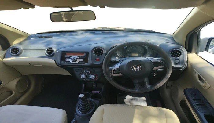 2015 Honda Amaze 1.5L I-DTEC S, Diesel, Manual, 1,57,102 km, interior