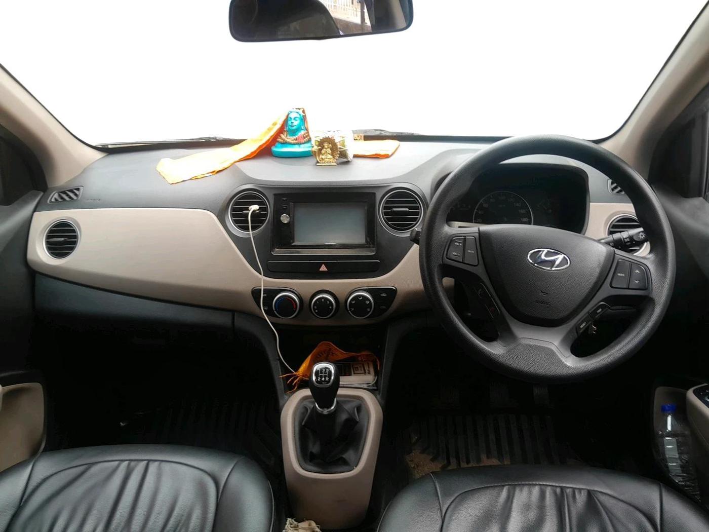 2016 Hyundai Grand i10 SPORTZ 1.2 KAPPA VTVT, Petrol, Manual, 36,095 km, interior