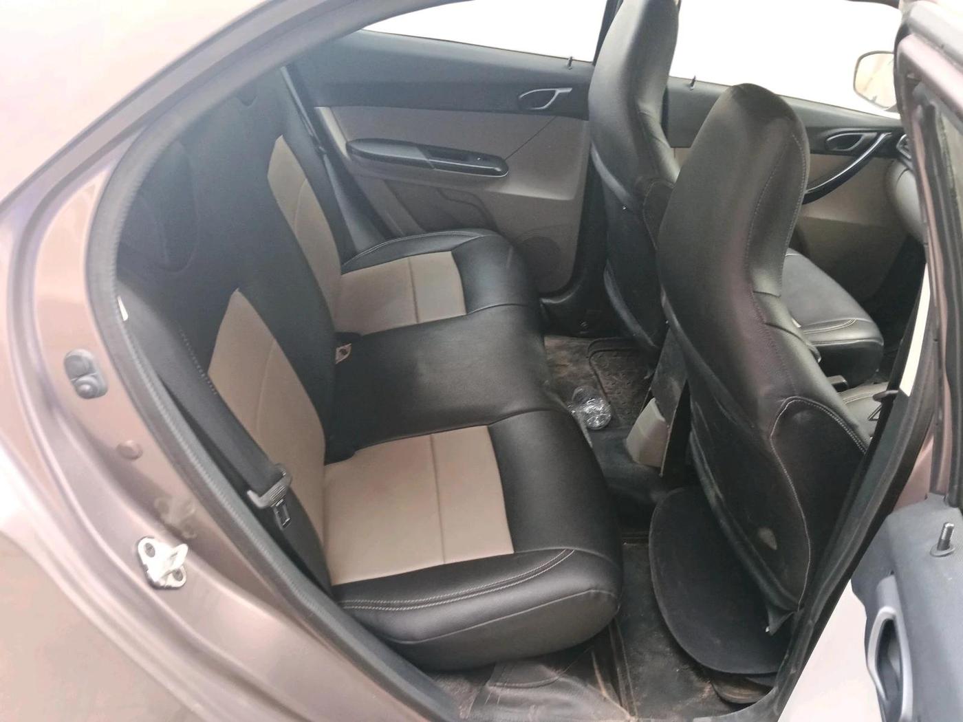 2017 Tata Tiago XT PETROL, Petrol, Manual, 70,983 km, interior