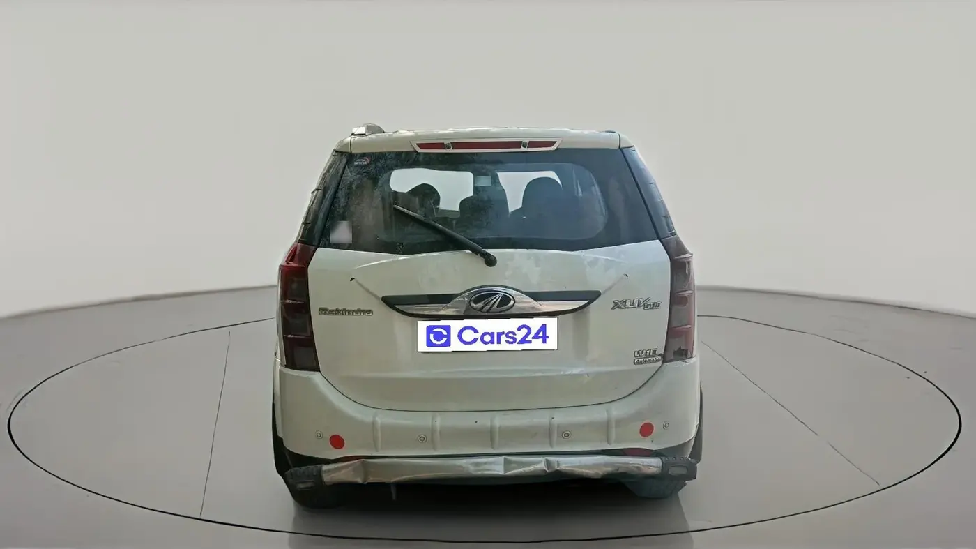 2016 Mahindra XUV500 W10 AT, Diesel, Automatic, 1,73,528 km, exterior