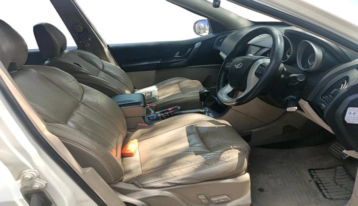 2016 Mahindra XUV500 W10 AT, Diesel, Automatic, 1,73,528 km, interior