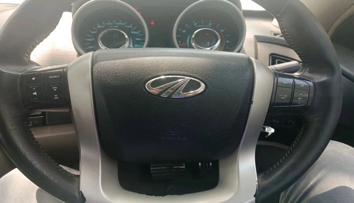 2016 Mahindra XUV500 W10 AT, Diesel, Automatic, 1,73,528 km, interior