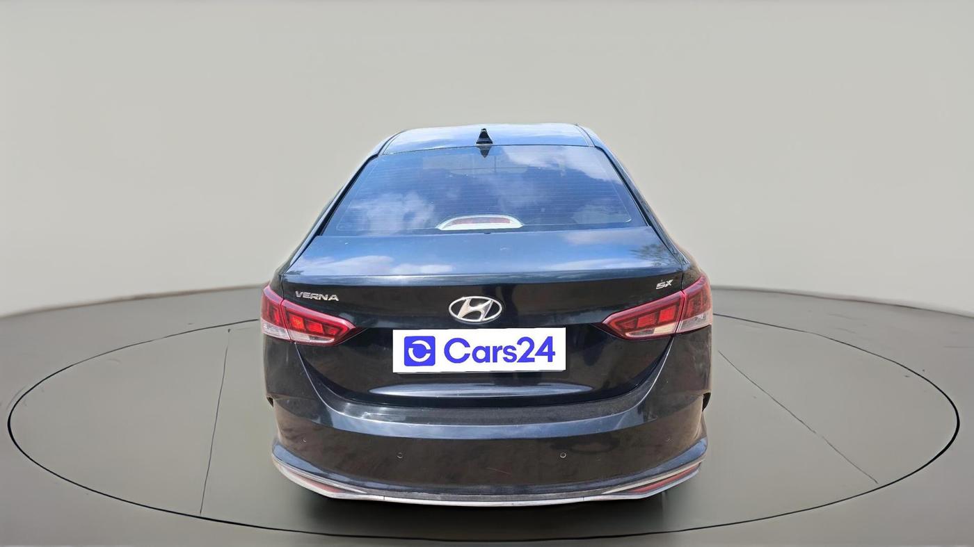 2020 Hyundai Verna SX (O) 1.5 CRDI AT, Diesel, Automatic, 1,14,901 km, exterior