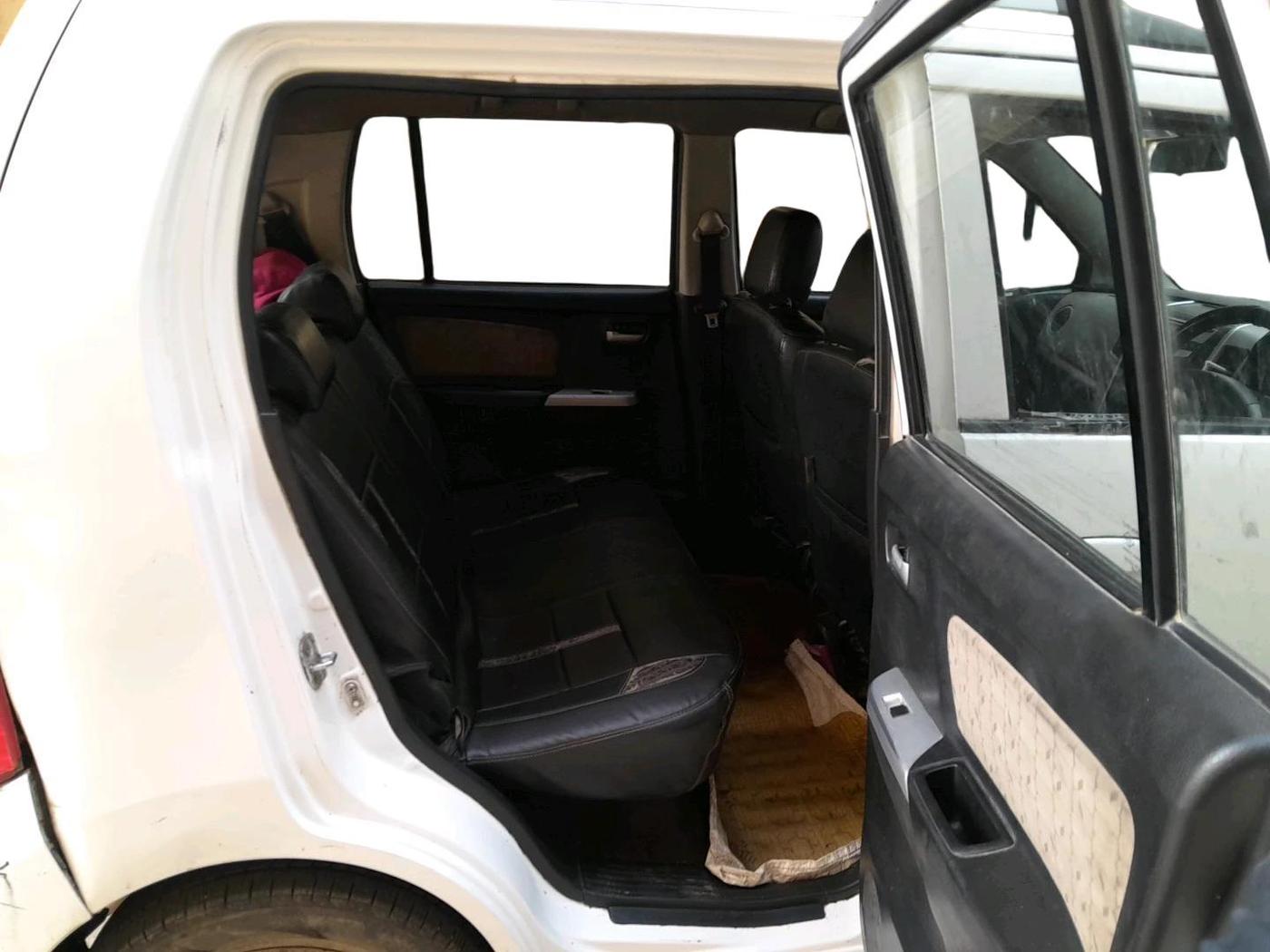 2014 Maruti Wagon R 1.0 VXI, CNG, Manual, 1,52,944 km, interior