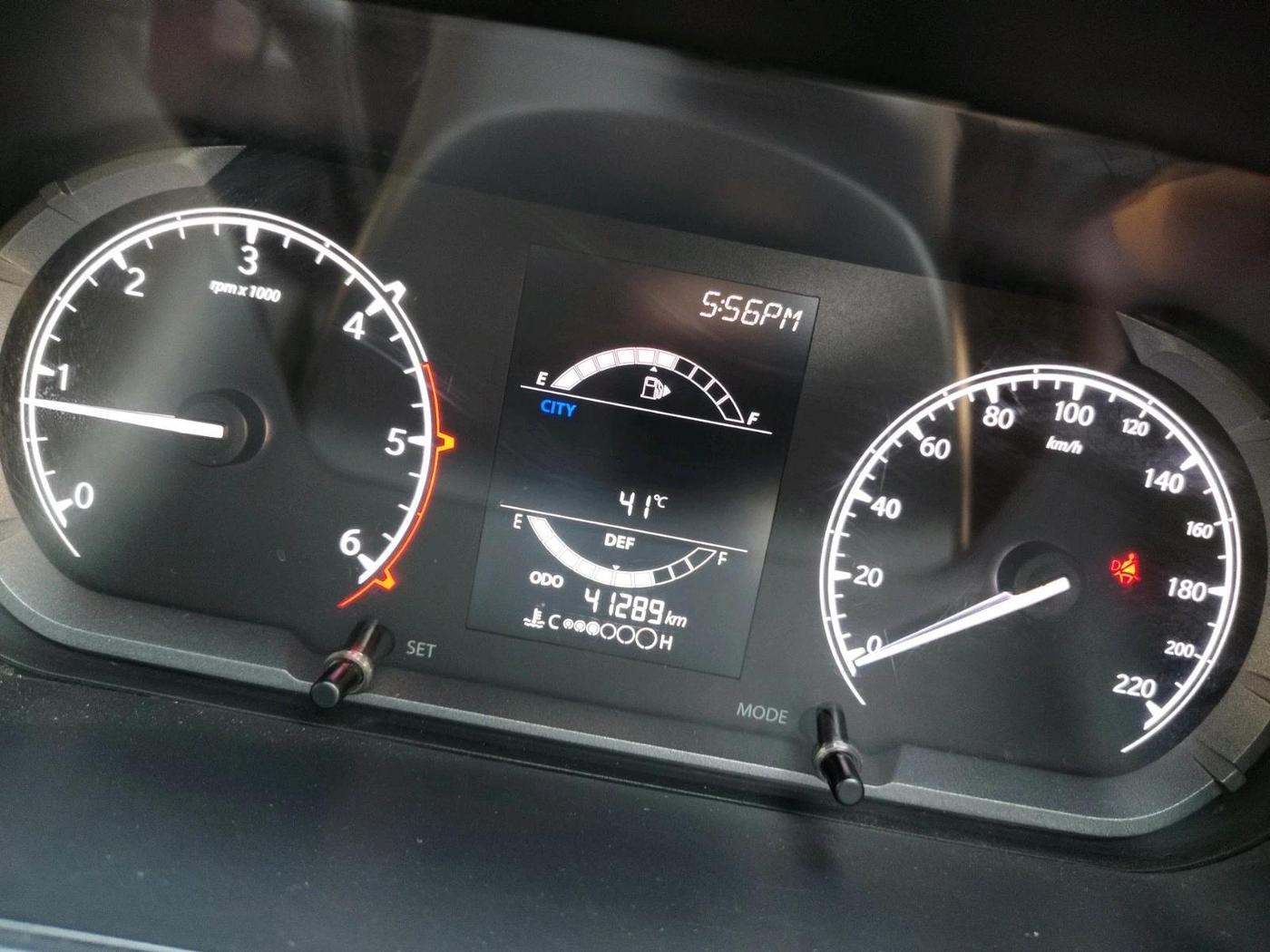2021 Tata Harrier XM 2.0L KRYOTEC, Diesel, Manual, 41,289 km, interior