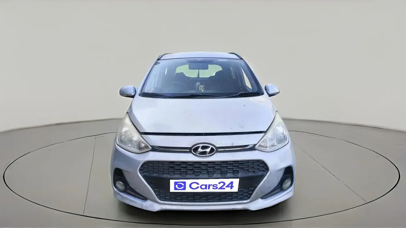 2017 Hyundai Grand i10 SPORTZ (O) AT 1.2 KAPPA VTVT, CNG, Automatic, 74,375 km, exterior