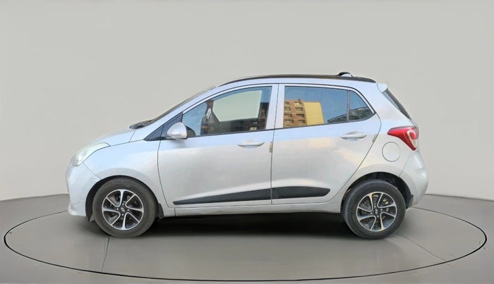 2017 Hyundai Grand i10 SPORTZ (O) AT 1.2 KAPPA VTVT, CNG, Automatic, 74,375 km, exterior