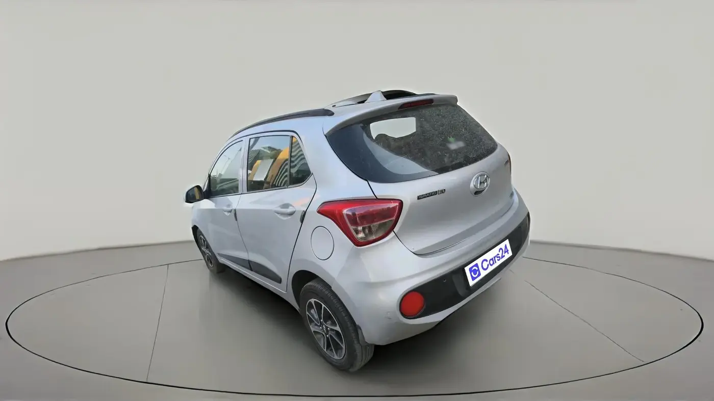 2017 Hyundai Grand i10 SPORTZ (O) AT 1.2 KAPPA VTVT, CNG, Automatic, 74,375 km, exterior