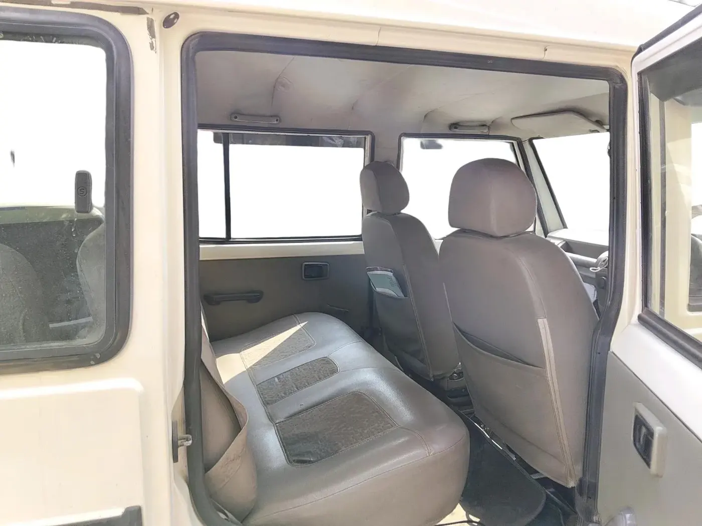 2018 Mahindra Bolero PLUS AC BS IV, Diesel, Manual, 94,795 km, interior