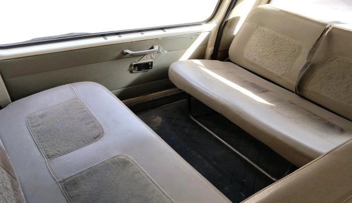 2018 Mahindra Bolero PLUS AC BS IV, Diesel, Manual, 94,795 km, interior