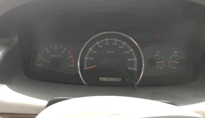 2014 Chevrolet Tavera NEO 3 LT R 9 STR BS III, Diesel, Manual, 4,81,726 km, interior