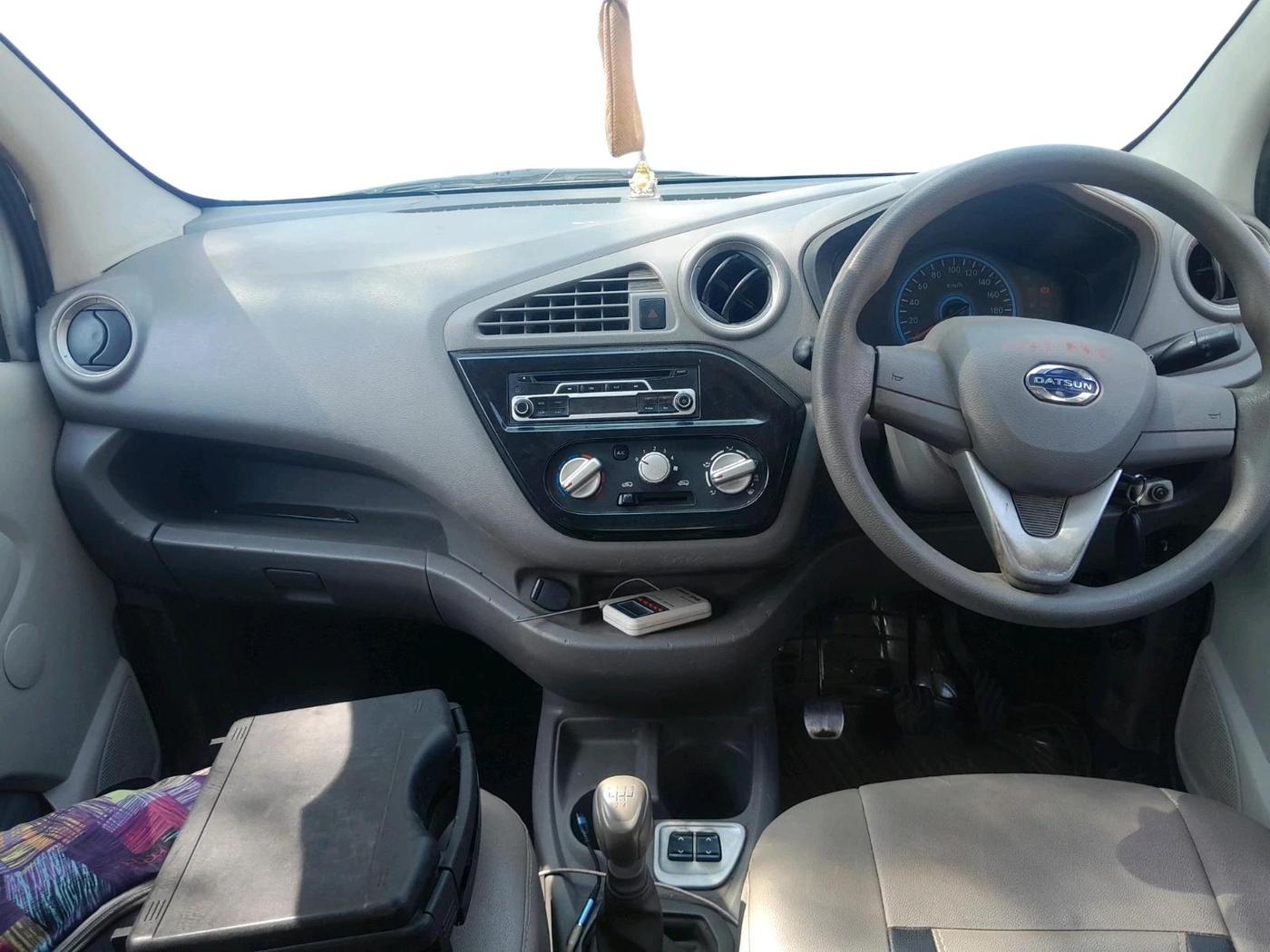 2016 Datsun Redi Go T (O), Petrol, Manual, 54,897 km, interior