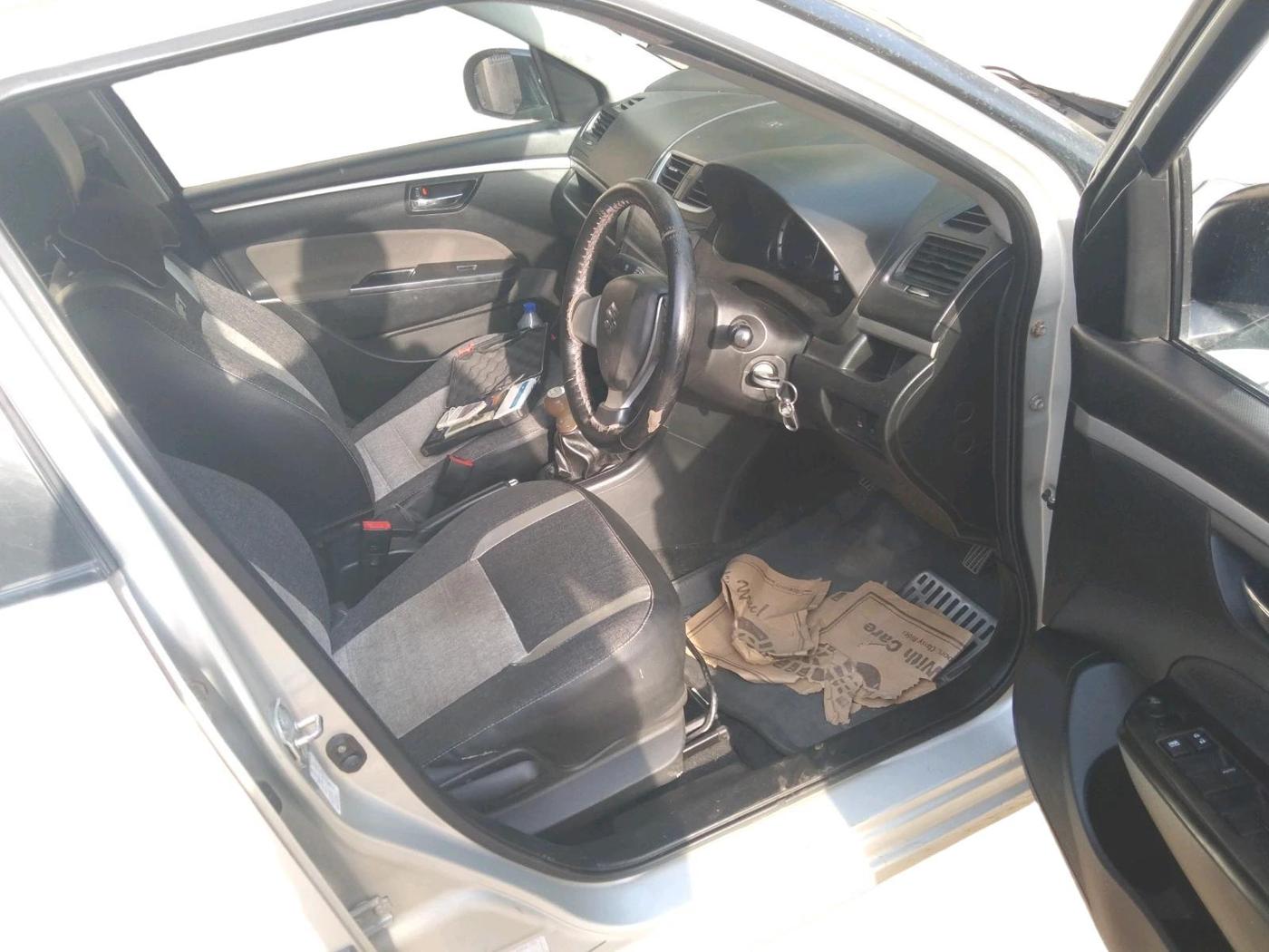 2015 Maruti Swift VXI, Petrol, Manual, 1,01,740 km, interior