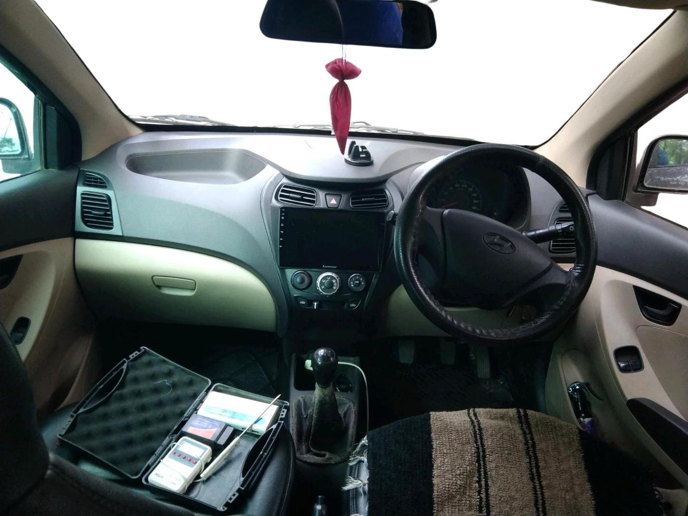 2017 Hyundai Eon ERA +, CNG, Manual, 43,785 km, interior