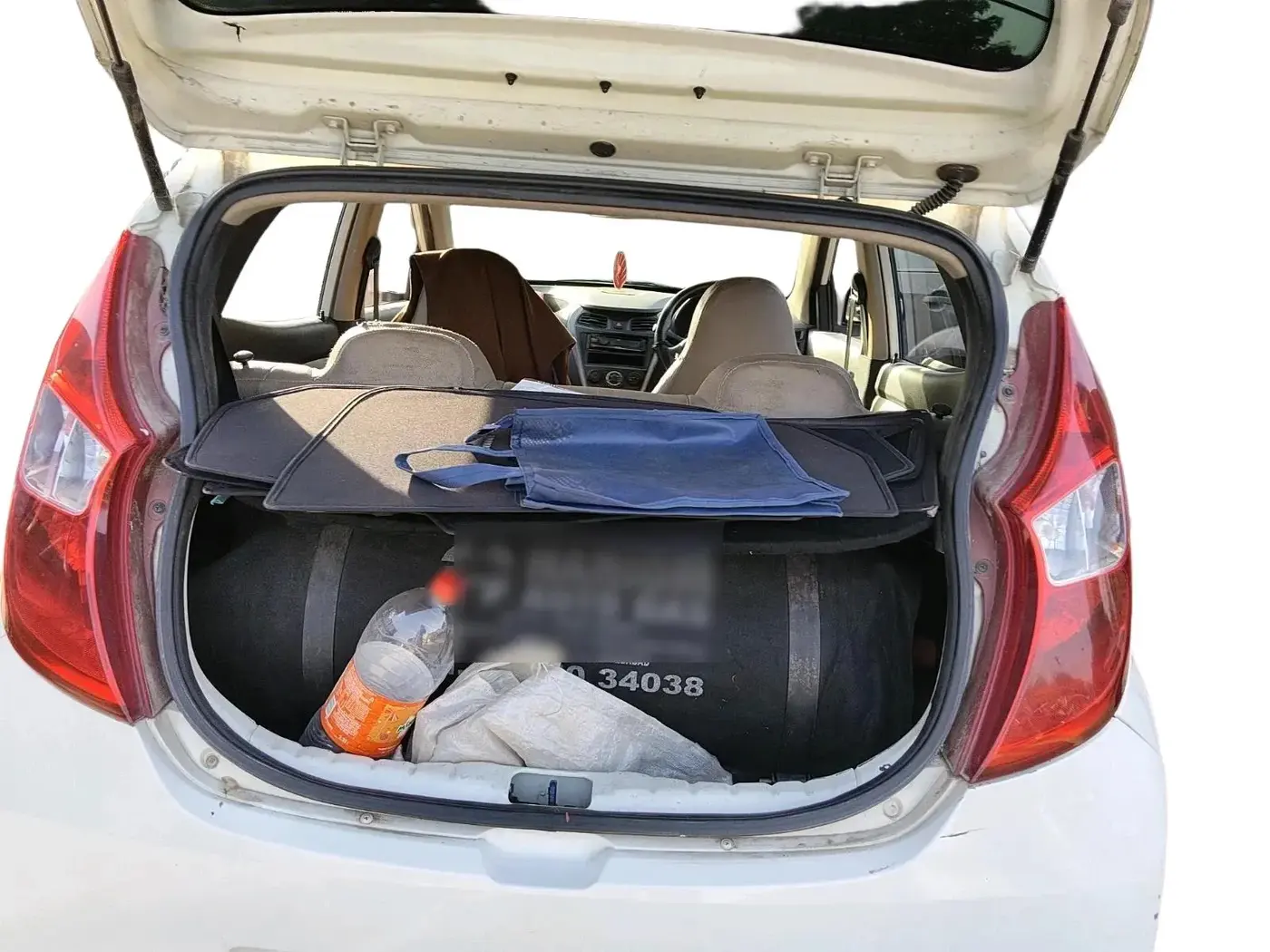 2012 Hyundai Eon ERA +, CNG, Manual, 1,19,933 km, exterior