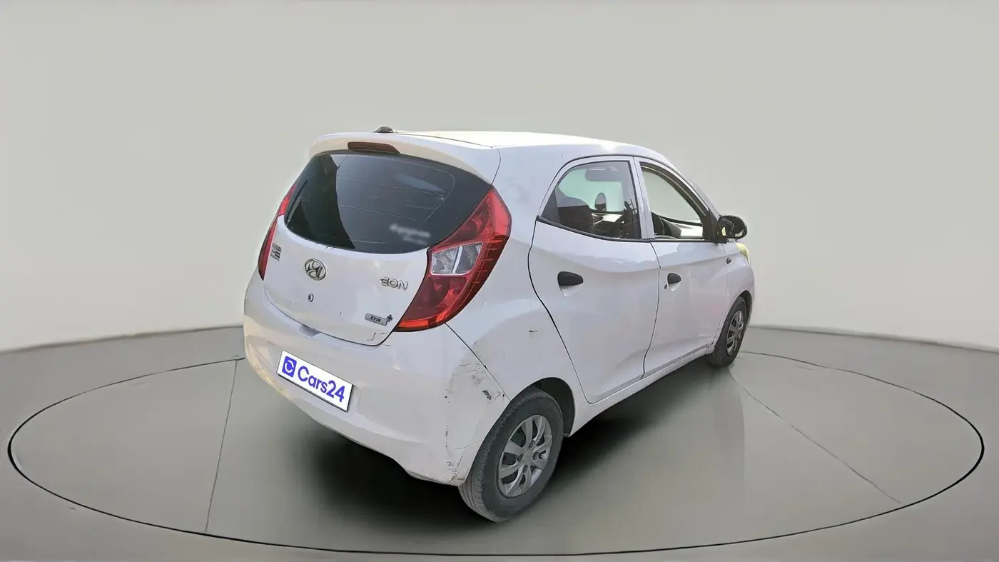 2012 Hyundai Eon ERA +, CNG, Manual, 1,19,933 km, exterior