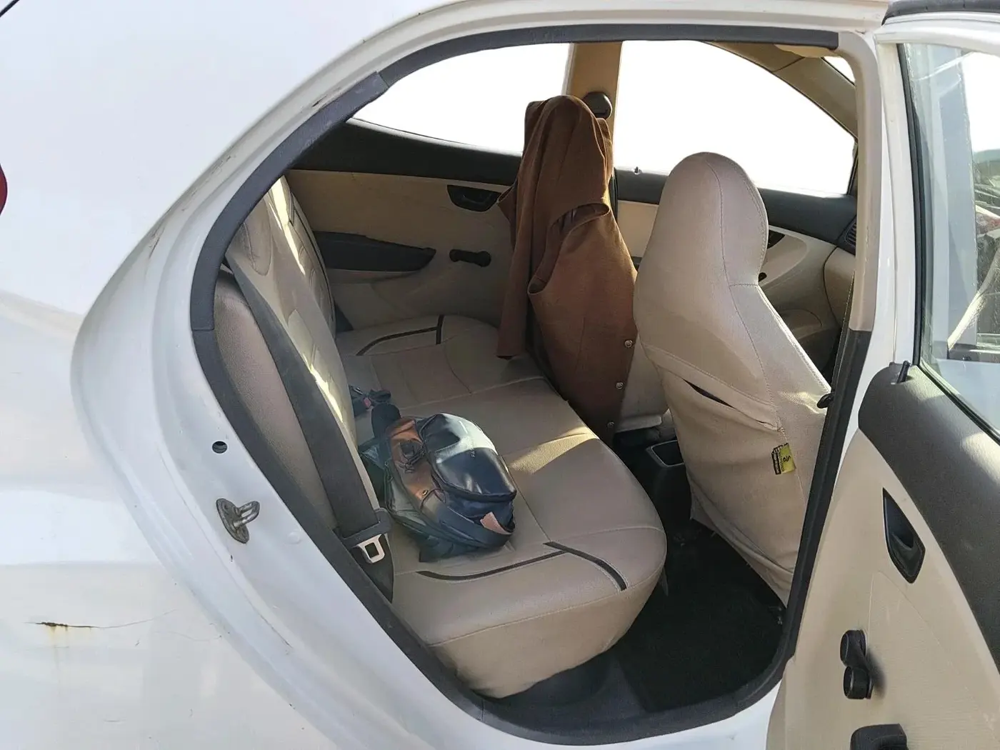 2012 Hyundai Eon ERA +, CNG, Manual, 1,19,933 km, interior