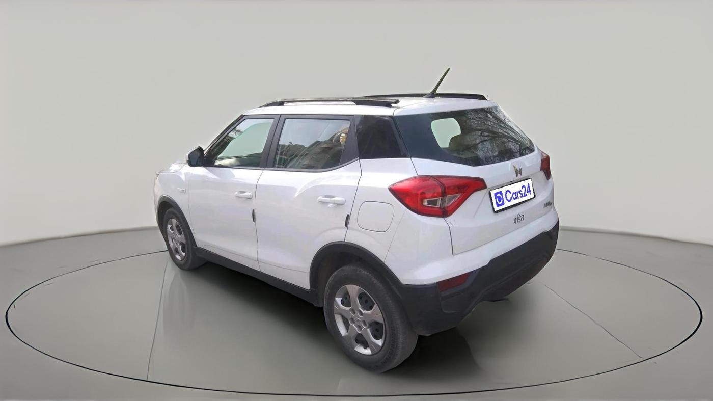 2023 Mahindra XUV300 W6 1.5 Diesel, Diesel, Manual, 49,986 km, exterior