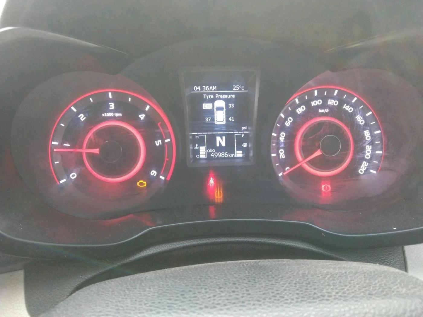2023 Mahindra XUV300 W6 1.5 Diesel, Diesel, Manual, 49,986 km, interior