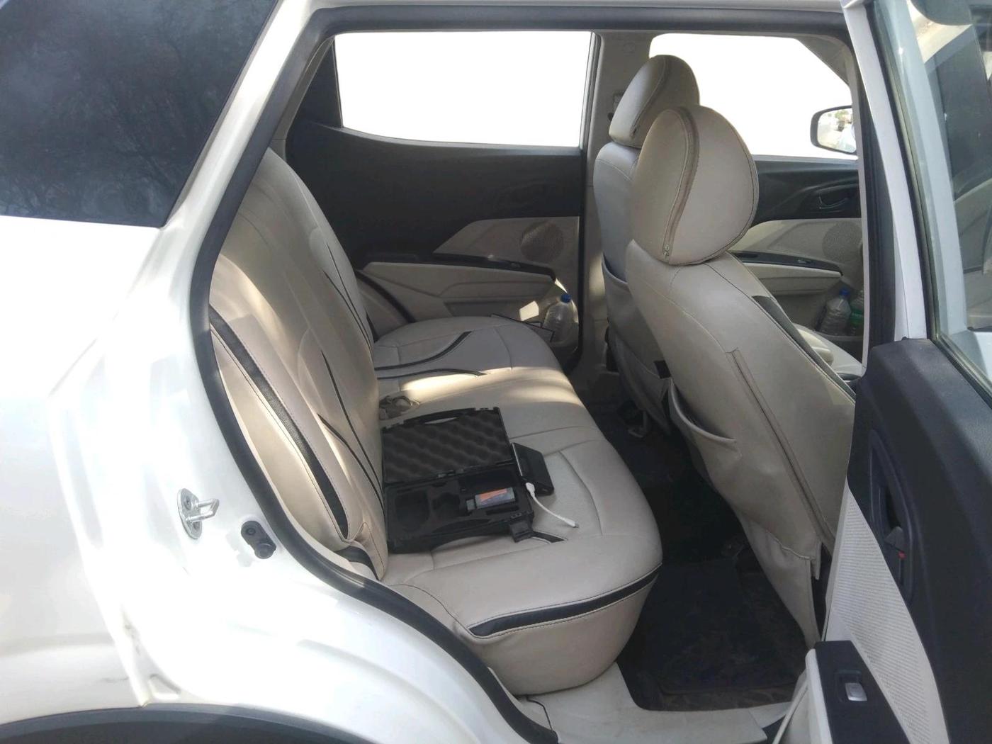 2023 Mahindra XUV300 W6 1.5 Diesel, Diesel, Manual, 49,986 km, interior
