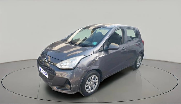 2017 Hyundai Grand i10 SPORTZ 1.2 KAPPA VTVT, CNG, Manual, 1,00,849 km, exterior