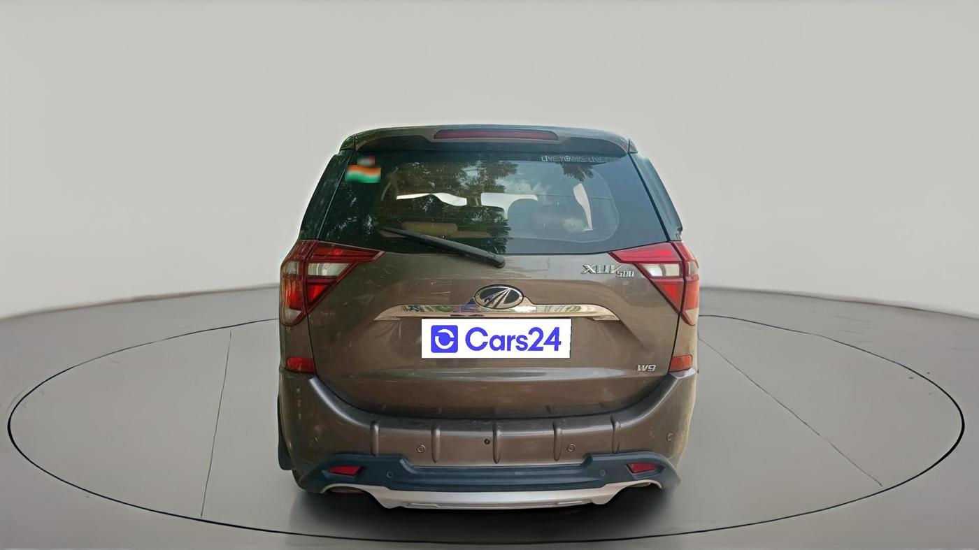 2018 Mahindra XUV500 W9, Diesel, Manual, 58,225 km, exterior
